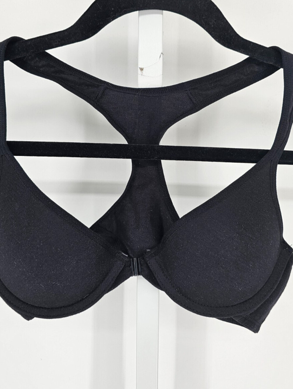 Fruit of the Loom Womens Sz 34A Front Clasp T Shirt Bra Racerback Solid Black
